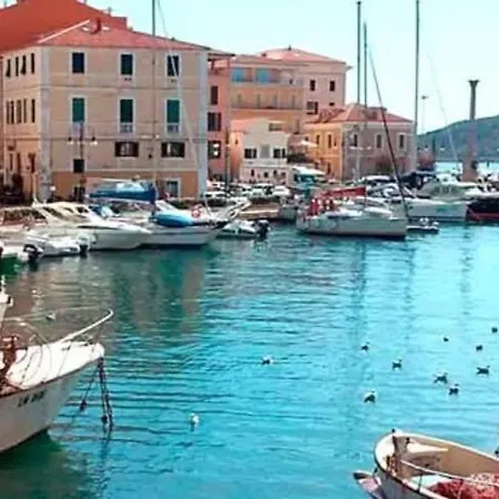 Perla Sul Porticciolo * La Maddalena (Sassari)